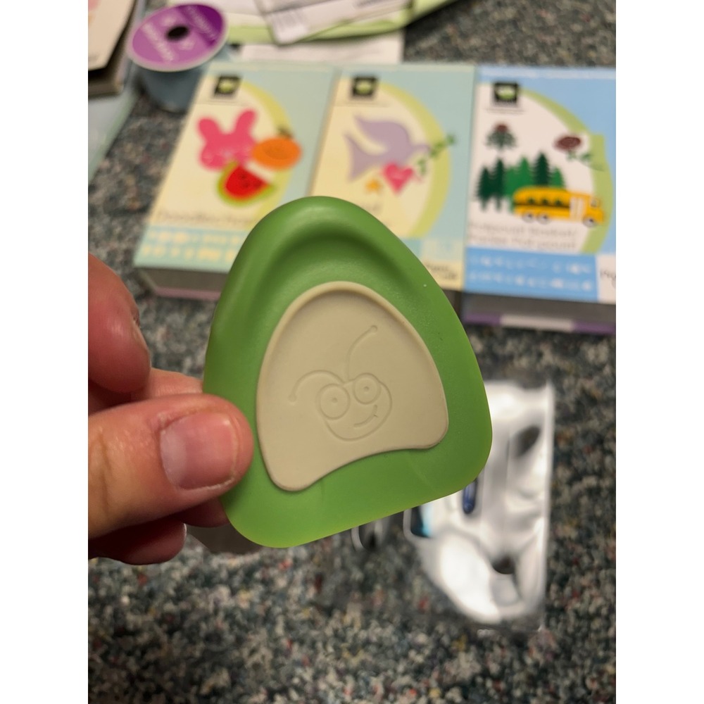 Duo-Doo Pencil Grip Ergonomic Silicone Writing Aid Green Character Kids Student